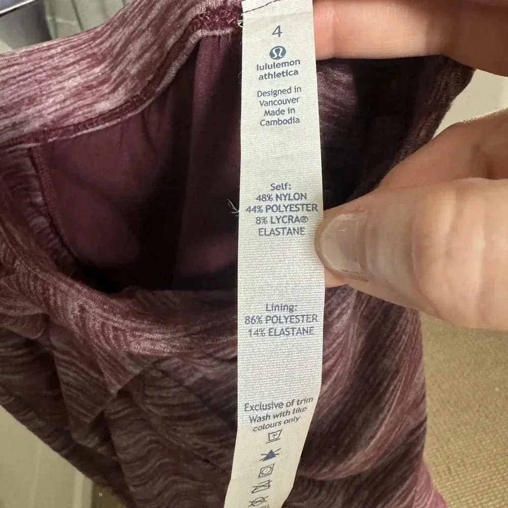 Lululemon &go Where-To Skirt in Heathered Bordeaux Drama
